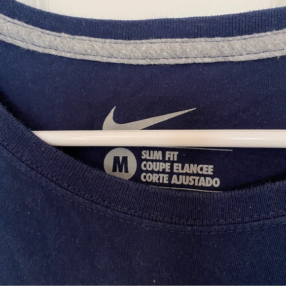 Nike Women’s Slim fit Minnesota Twins tee, sz M - Picture 3 of 4